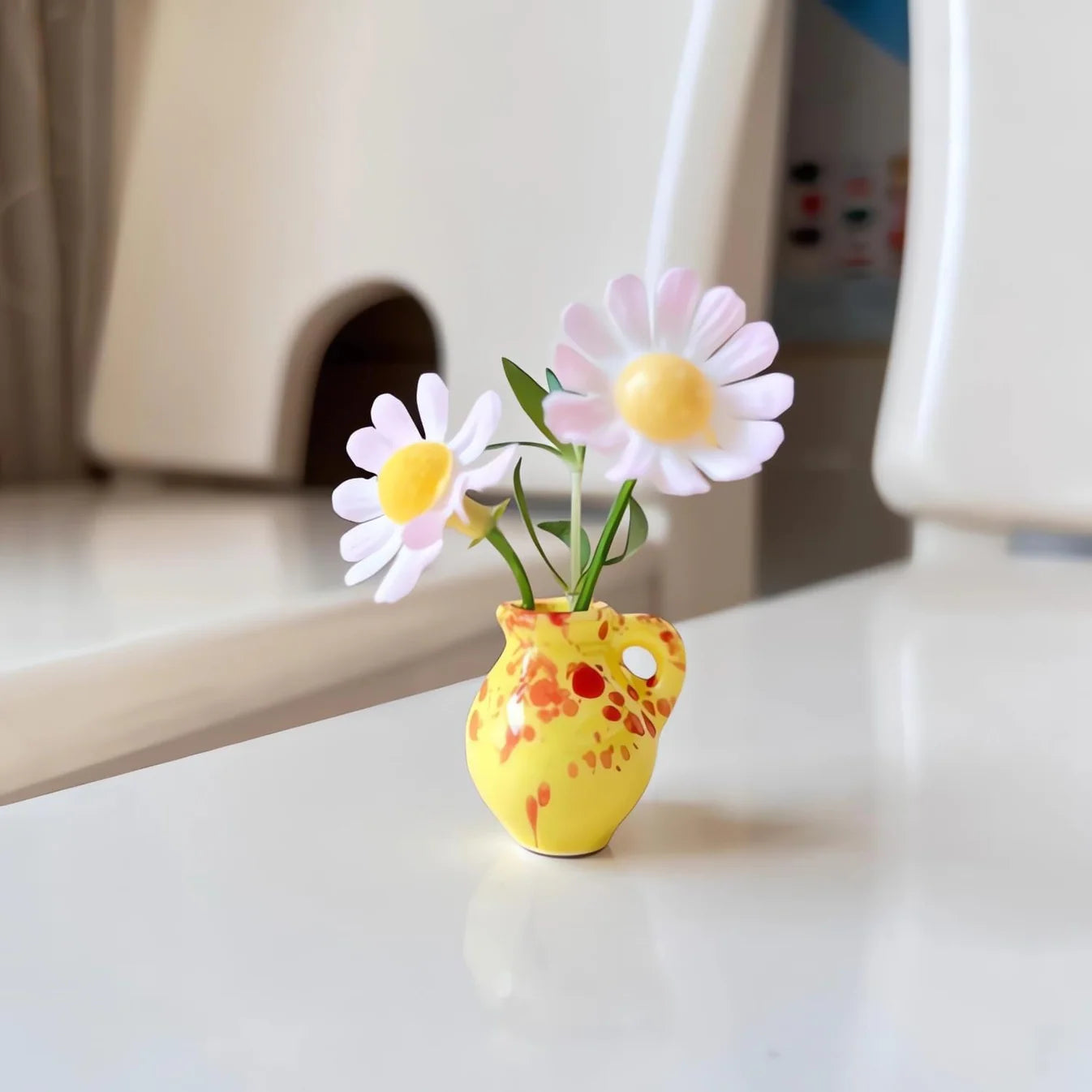 Mini Flower Vase Magnet