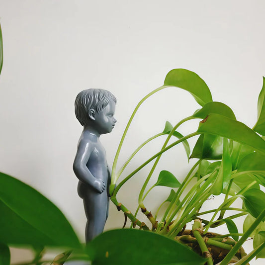 Pee My Plants Garden Sculpture